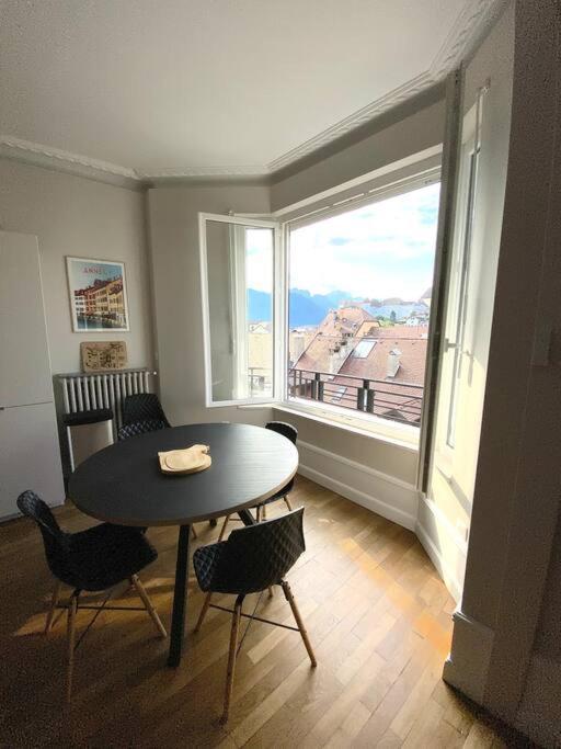 T3 De 73 M2 , Garage , Vue Montagnes Et Chateau Annecy Buitenkant foto